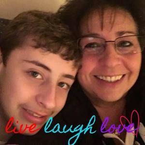 Meet your Posher, Elisa